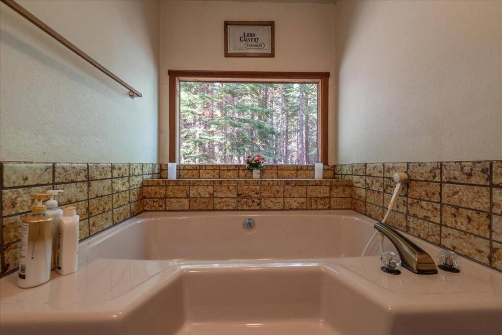 3Br Tahoe Donner Cabin With Hoa Perks Like Pools Hot-Tub Minutes To Trails Lake Golf Truckee Esterno foto