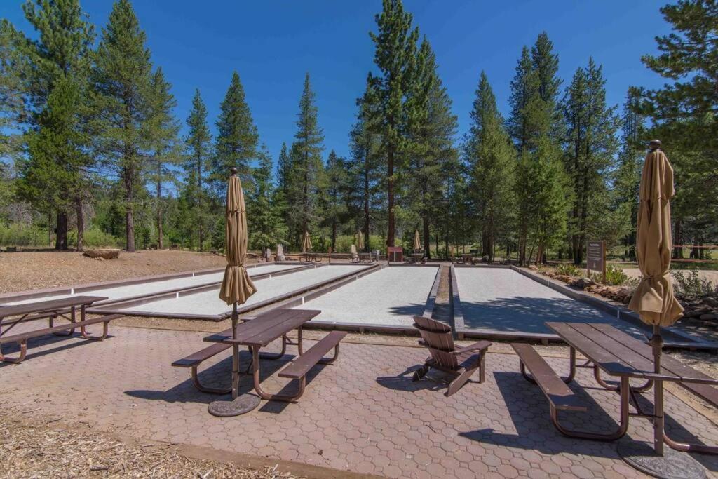 3Br Tahoe Donner Cabin With Hoa Perks Like Pools Hot-Tub Minutes To Trails Lake Golf Truckee Esterno foto